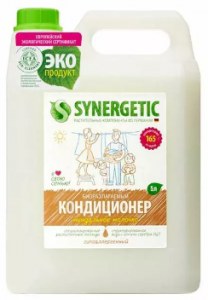 Кондиционер для белья SYNERGETIC Миндальное молочко, 165 стирок, 5л.