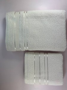 Набор из 2-х полотенец . Minel Collection. Размеры 50*90 и 70*140.Цвет белый.
